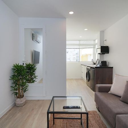 Nomad Malaga - Chic Apartament Center Torremolinos Buitenkant foto
