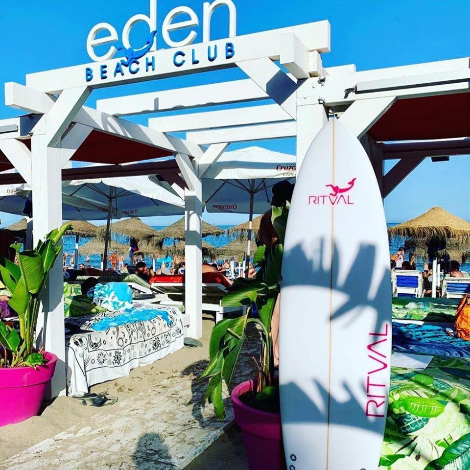 Nomad Malaga - Chic Apartament Center Torremolinos Buitenkant foto